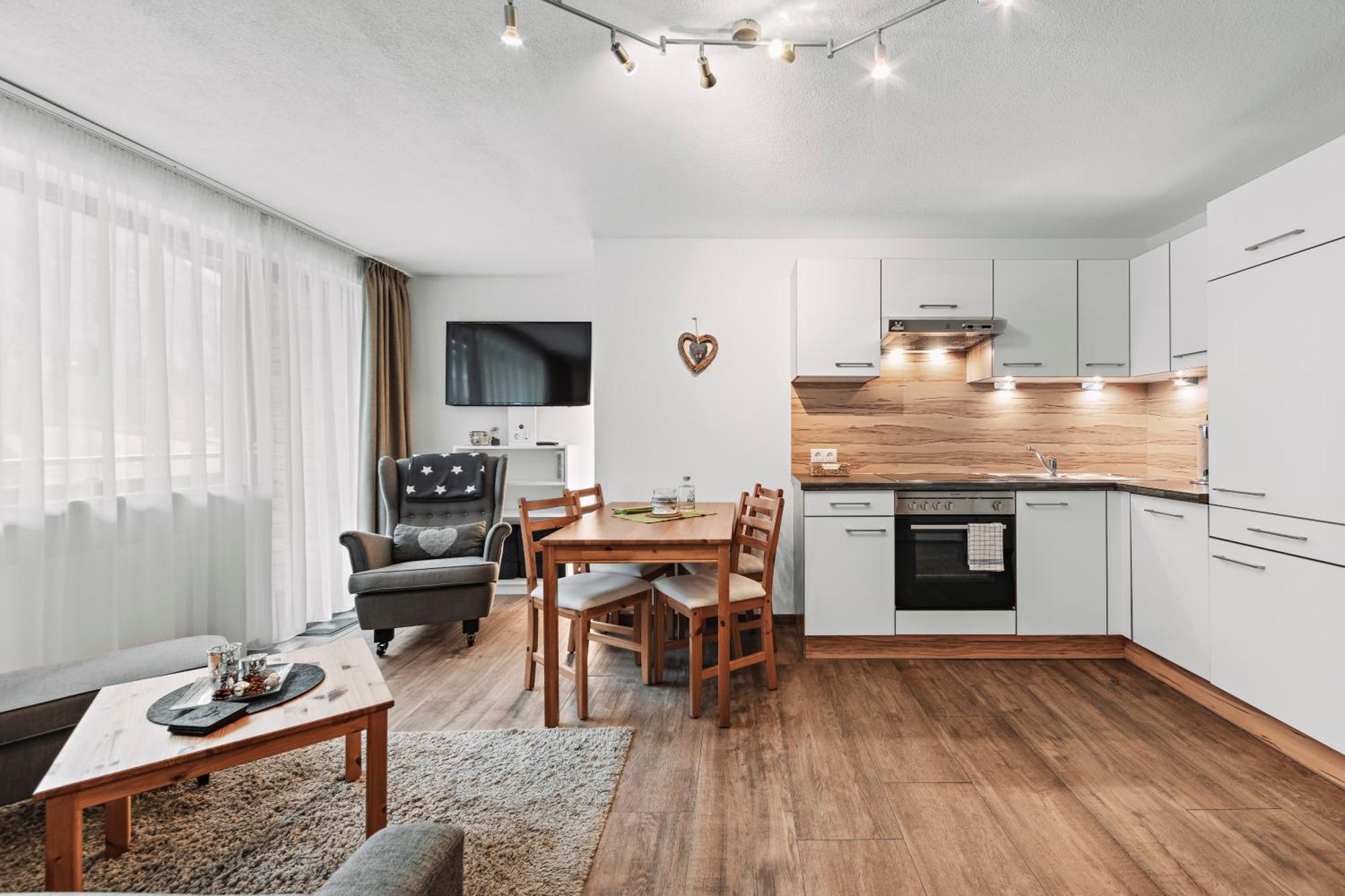 Herzblut Wohlfuehl Appartements Oetz Buitenkant foto
