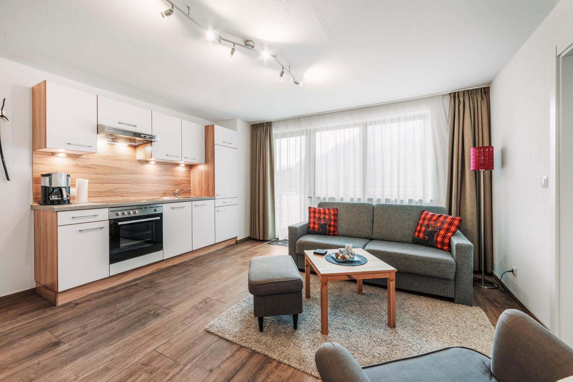 Herzblut Wohlfuehl Appartements Oetz Buitenkant foto