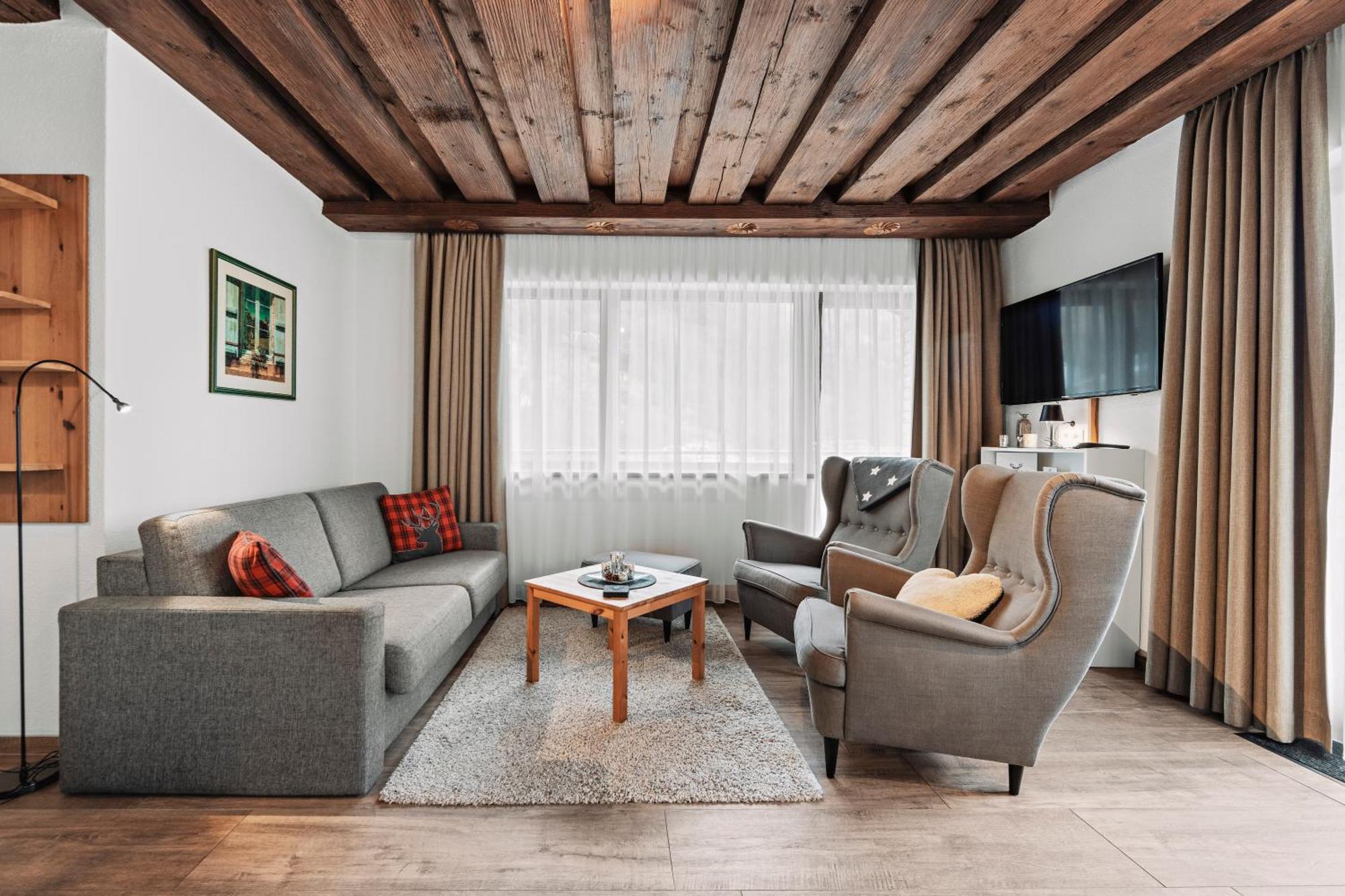 Herzblut Wohlfuehl Appartements Oetz Buitenkant foto